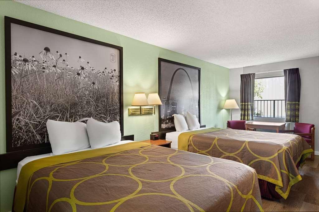 Super 8 By Wyndham Branson - Shepherd Of The Hills Exwy Room photo